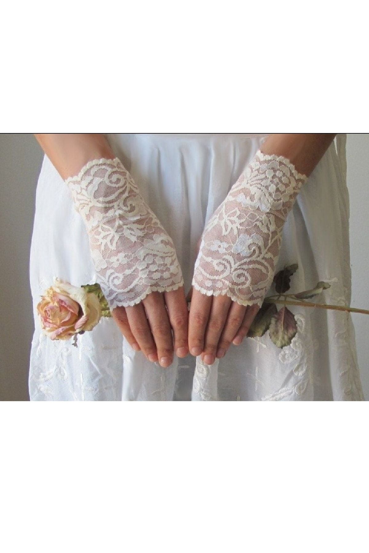 Dantel Eldiven Siyah Çiçek Desenli 2025 Yaz-Sonbahar